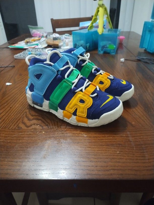 Nike Air More Uptempo GS Size 5Y