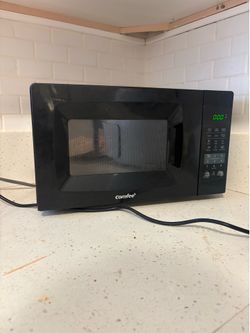 black microwave oven