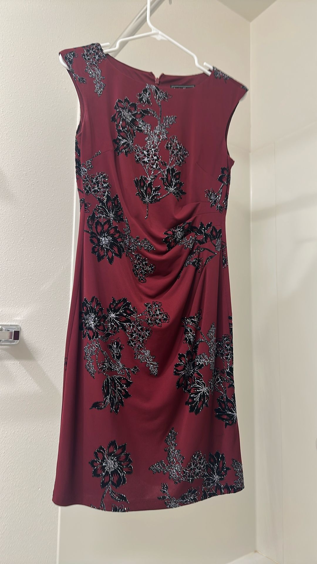Jessica. Howard Sparkle Velvet Dress ( Macys )