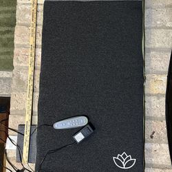 New (No Box) HoMedics Body Flex Stretch Mat w/6 Programs, Remote, 3 Intensity Levels, Memory Foam Pillow; Excellent For Rehabilitation 