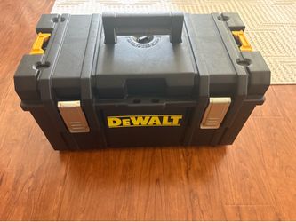 Dewalt tool box