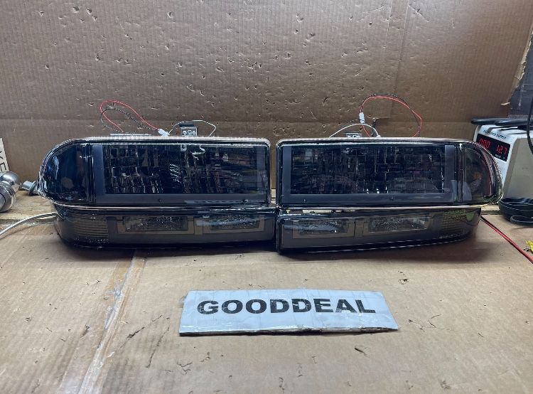 #208 Fit 98-04 Chevy Blazer/Chevrolet S10 Chrome Housing Smoked Clear LED DRL Switchback Headlight