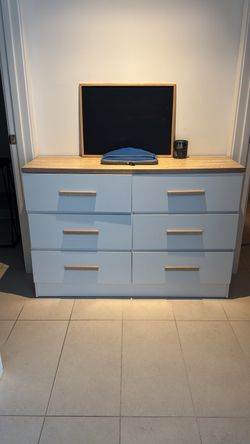 Wood Dresser