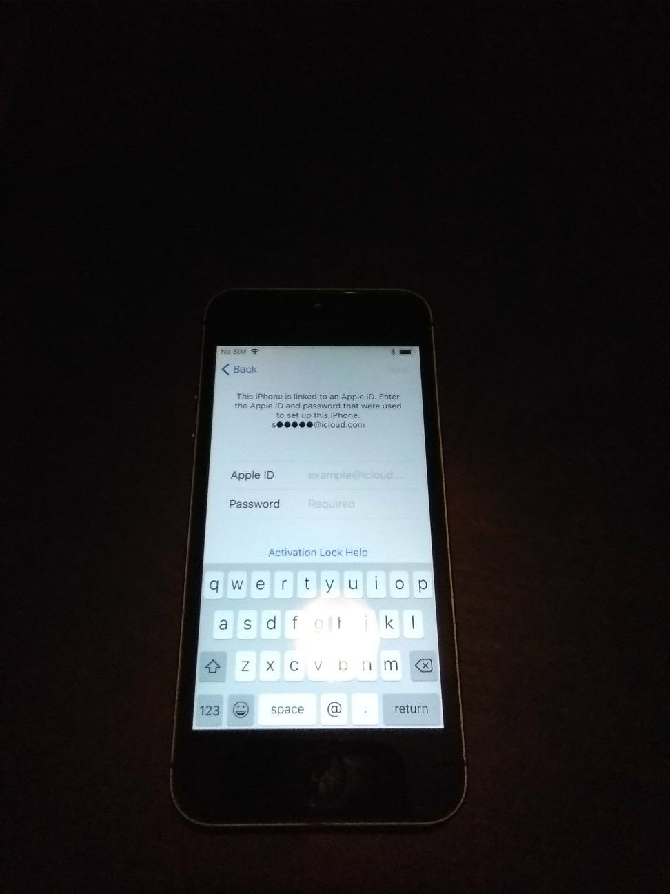 iPhone 5 iCloud locked