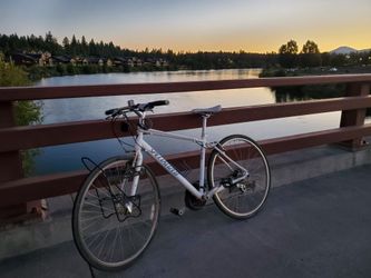 Bike - Specialized Hybrid