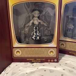 Jessie And Woody Black And White Action Figure And Aliens remix 