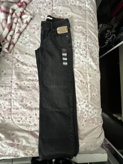 Black low loose Levi’s jeans women’s 