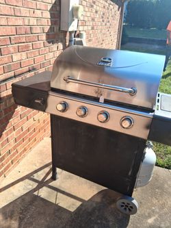Backyard Grill 4-Burner Gas Grill