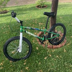 Diamondbacks BMX Bike Size 20” Good Condition 