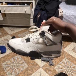 Air Jordan 4 White Cement