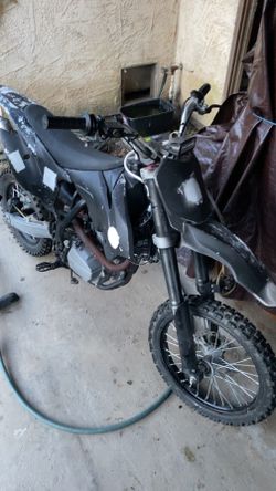 dirtbike ssr 150cc 4 stroke