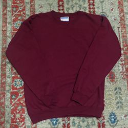 Hans Maroon Crewneck 