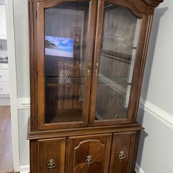 Thomasville China Cabinet
