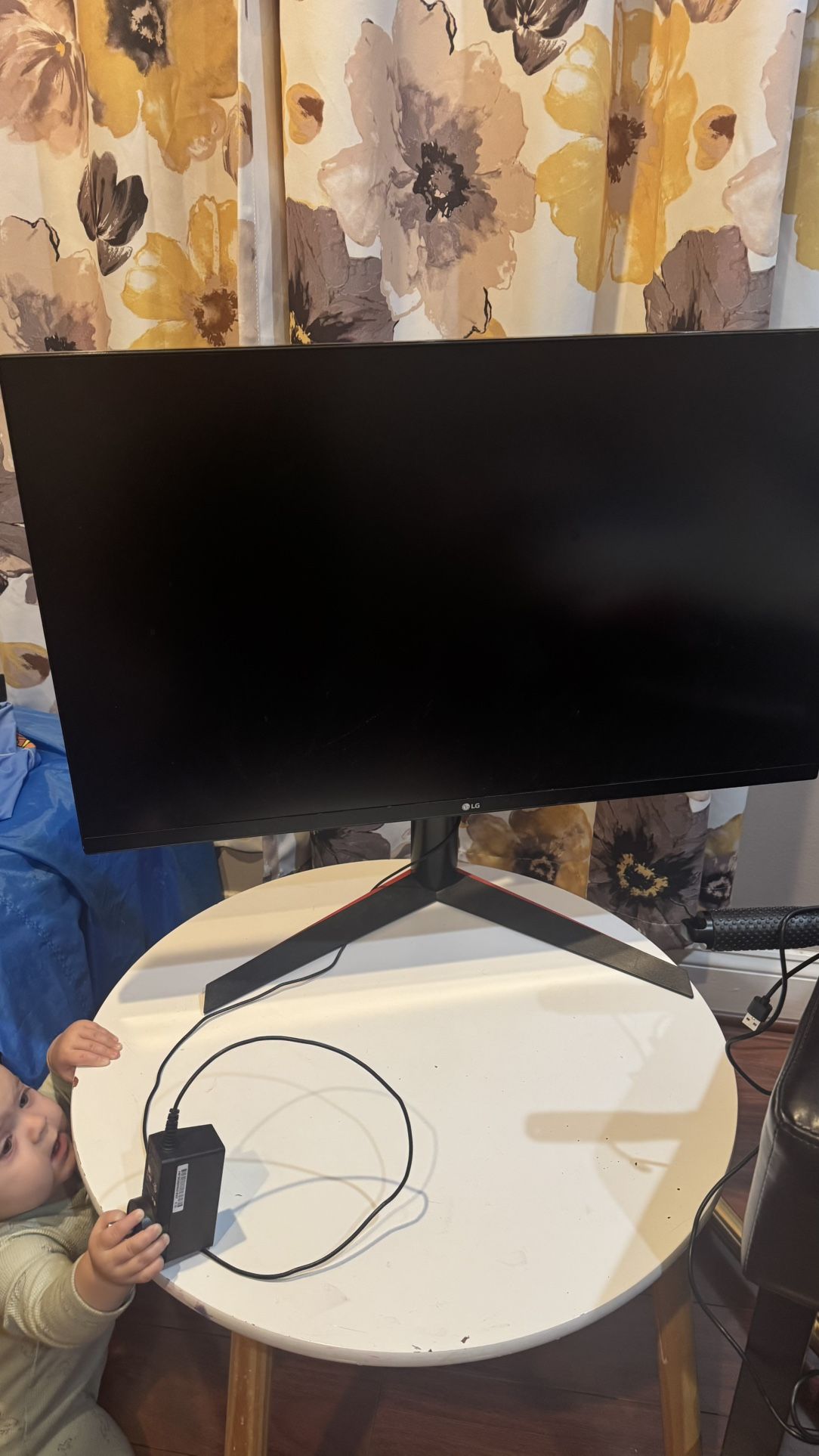 Gaming Monitor LG 32”