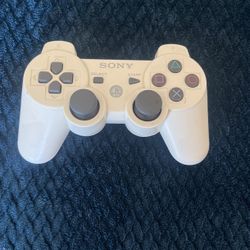 White Sony PS3 Controller 2040