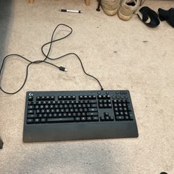 Logitech Keyboard 