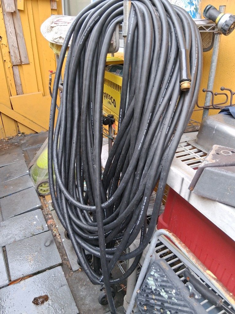 100 Foot Industrial Water Hose 5/8 Firm Price $45