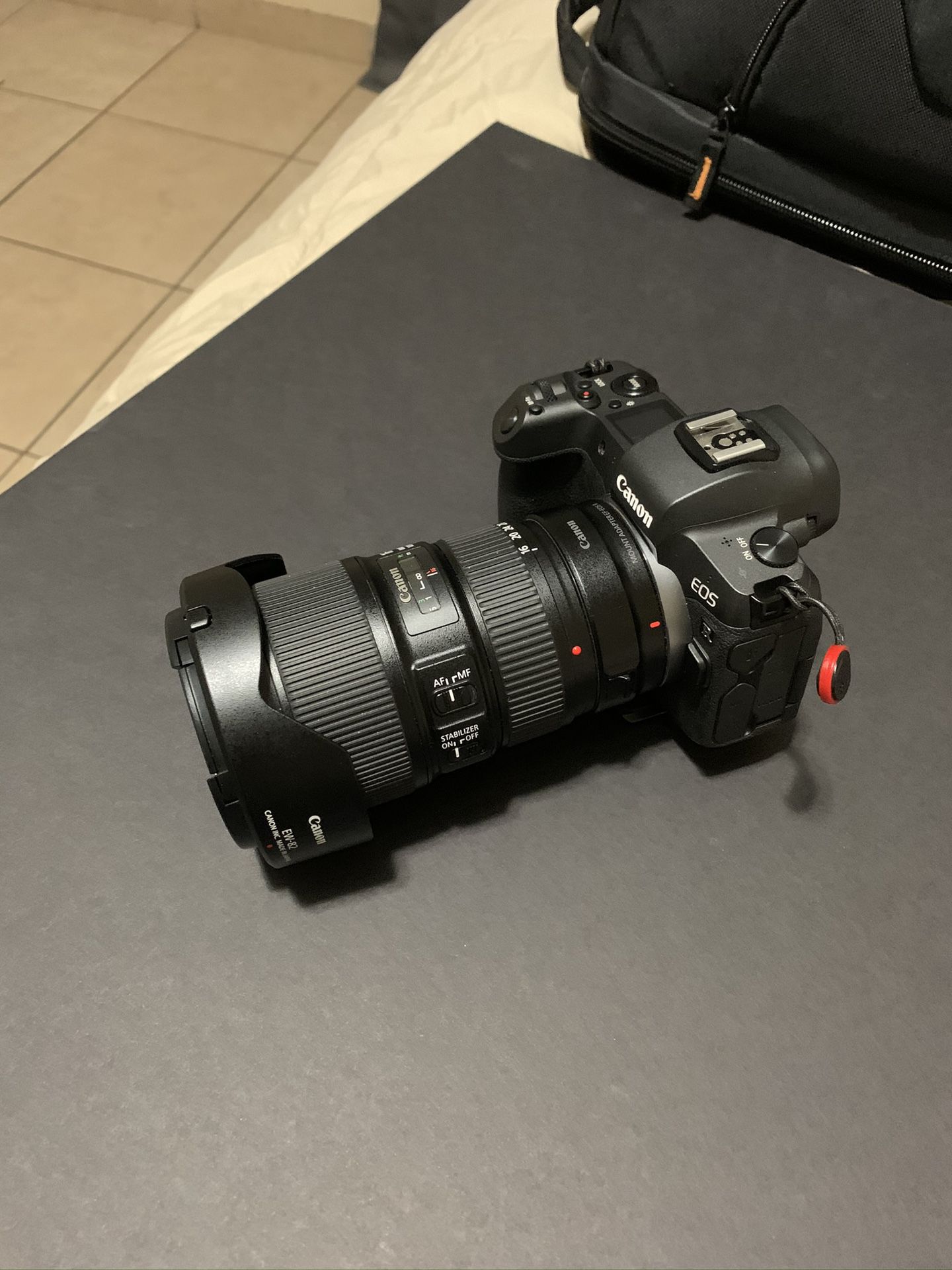 Canon EF 16-35mm f/4 L lens