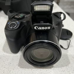 Canon Power Shot Camera with Zoom lens
