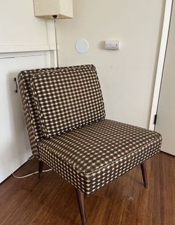 Chair!
