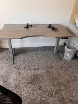 Up Down Desk 56x31.5