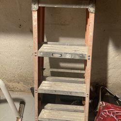 4 Ft Ladder 