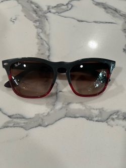 Ray-Ban Women’s sunglasses
