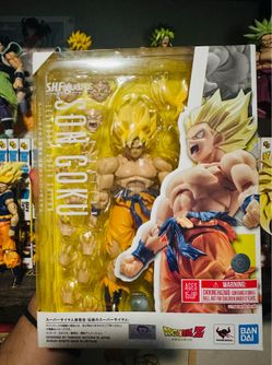 Sh Figuarts - Dragon Ball Z Goku ( New )