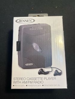 Jensen AM/FM Stereo Cassette Player