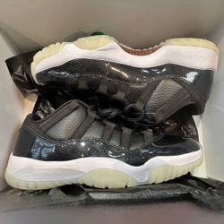 Jordan 11 low 72-10
