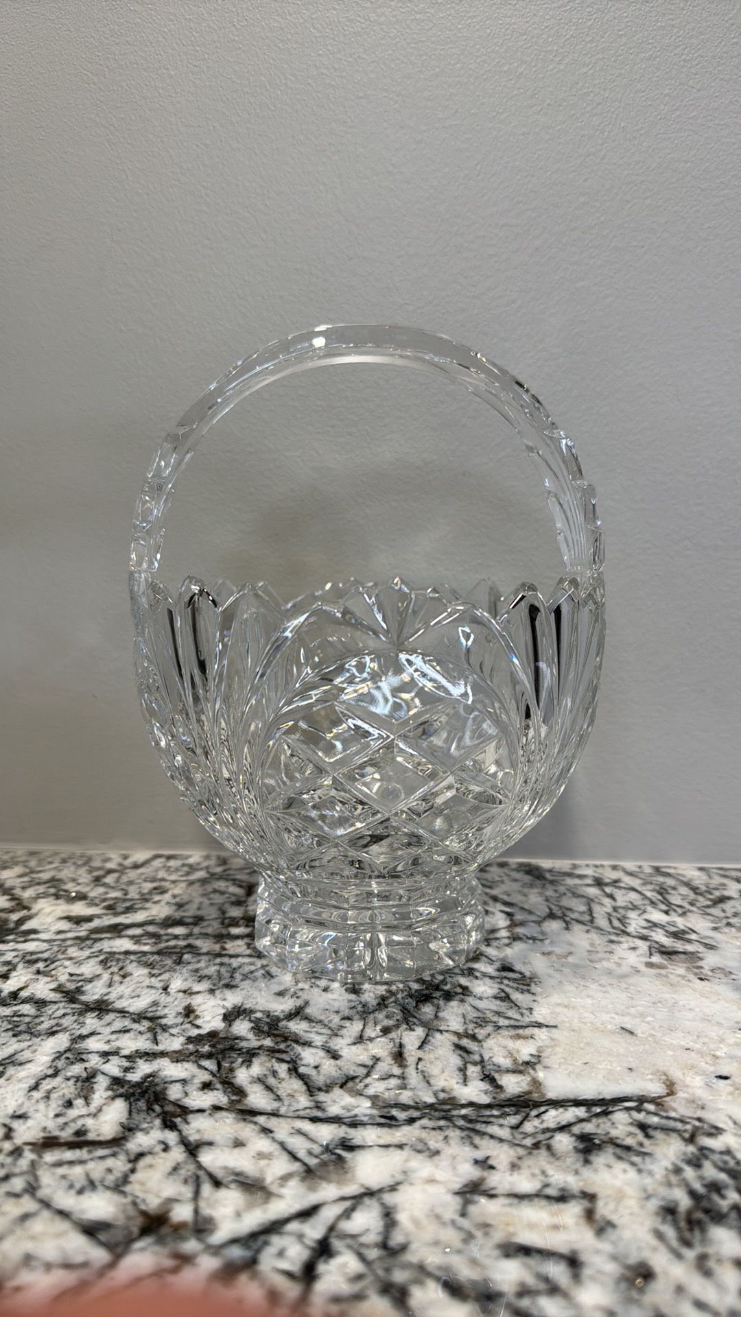 Vintage Fifth Avenue Wellington 24% Lead Crystal Glass Basket Poland