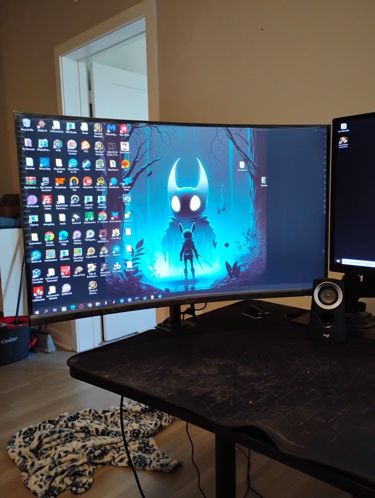 32" Curved Monitor