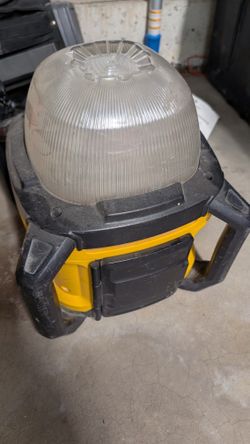 DeWalt Light