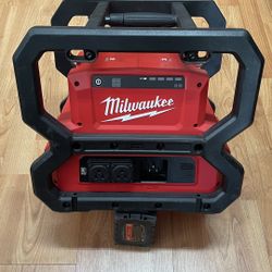 Milwaukee Power Supply