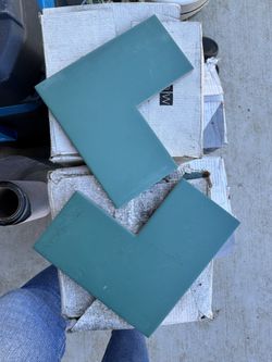 Lots Of Tile!