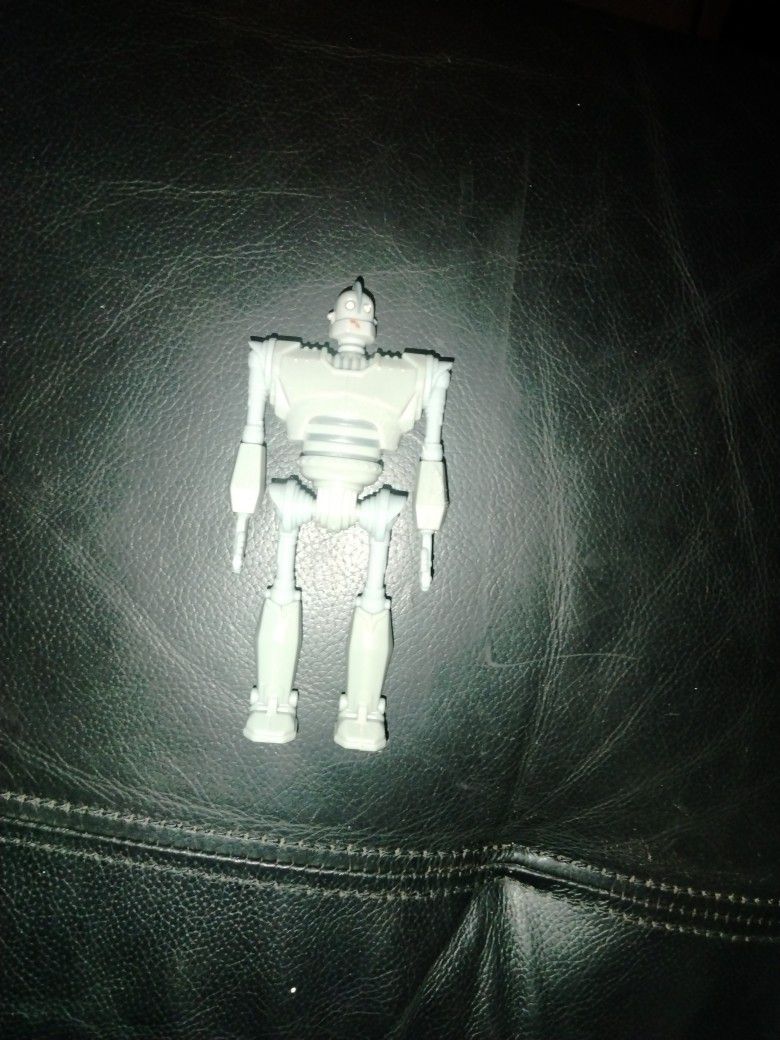 Vintage 1999 4” Iron Giant Movie Action Figure Moveable Parts Joints