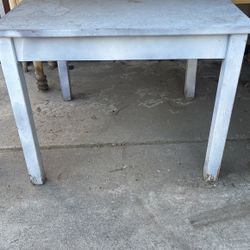 Mini Kids Wooden Table Free