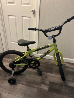 Kids boy bike training wheels