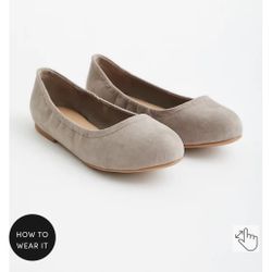 Torrid Beige Flats 10.5