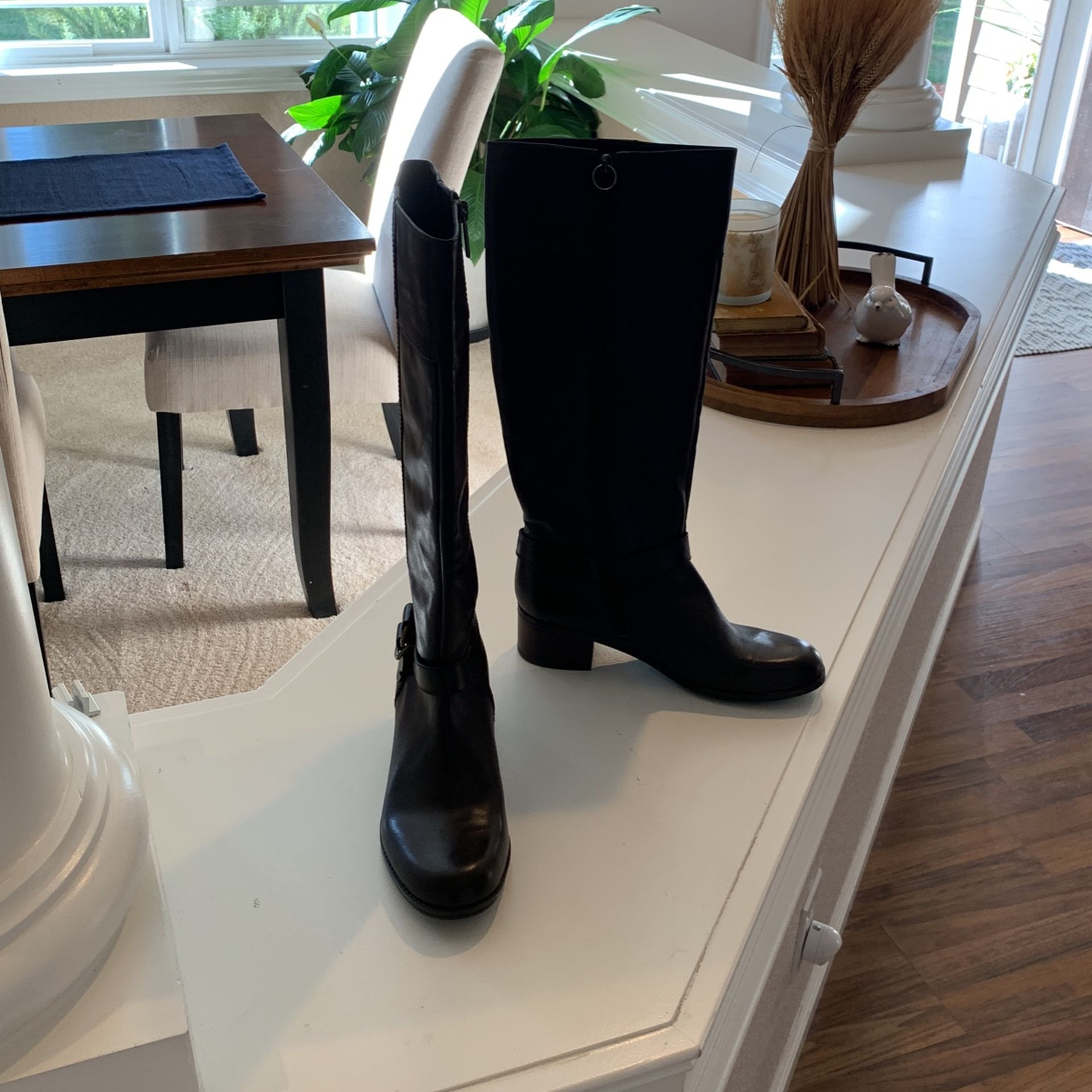 Bandolino Leather Boots Size 8.5