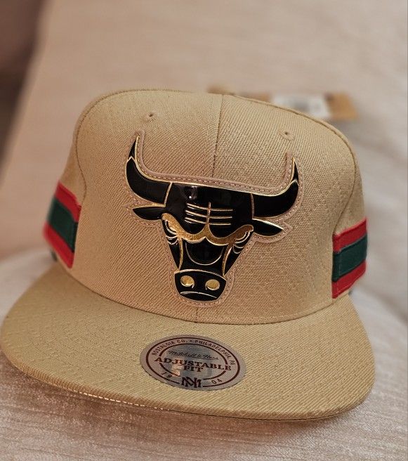 Basketball Hat Mitchell & Ness