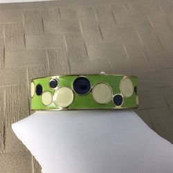 Fun green with dots bracelet , excellent condition, Great Gift! 🎁, $6