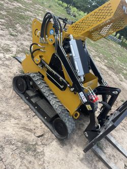 Mini Skid Steer 7300 Nuevo