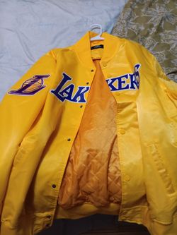 Lakers Jacket size 2XL