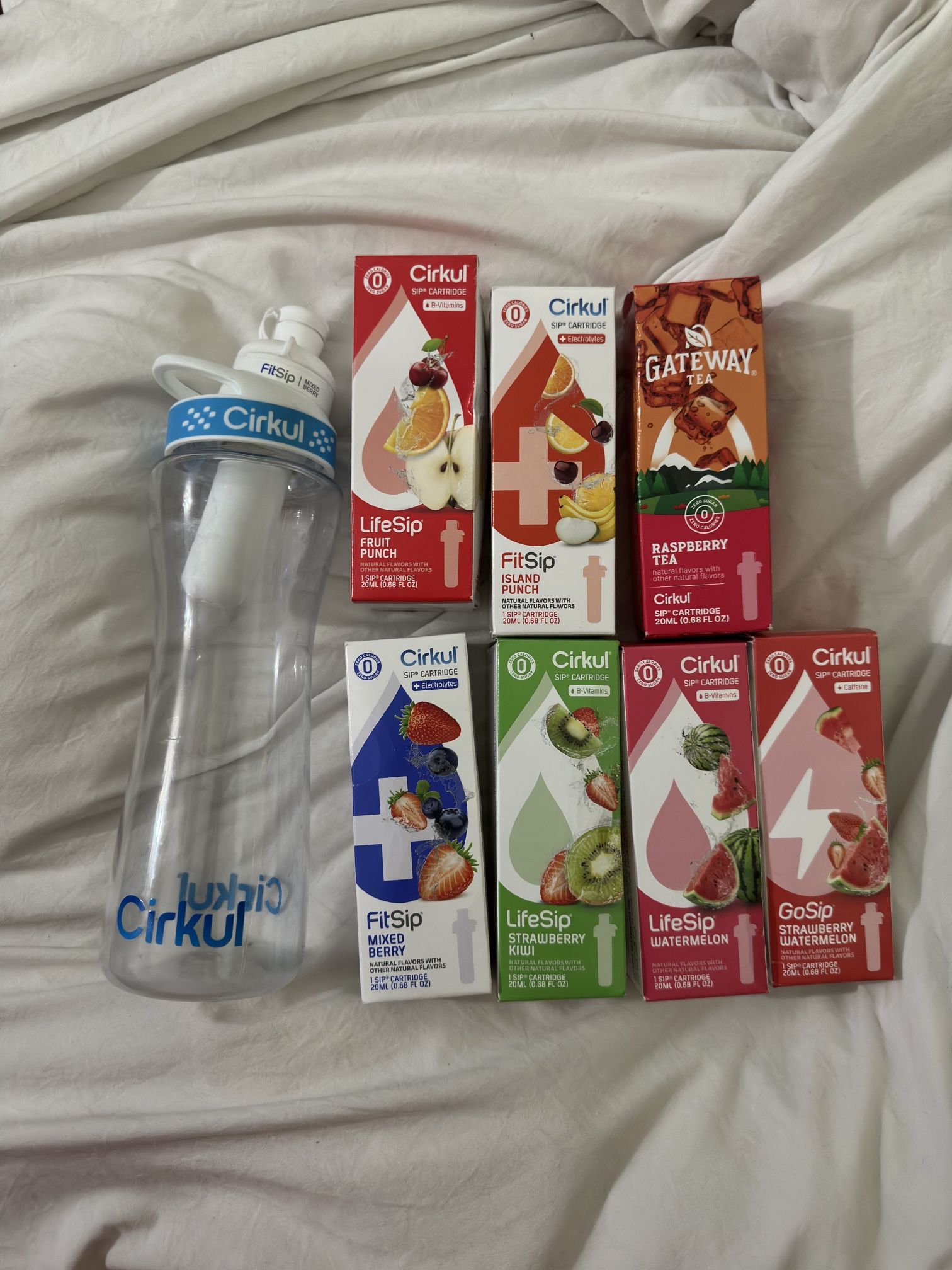 Cirkul Water Bottle + Flavors NEW