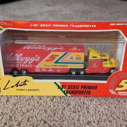 Vintage Racing Champions Terry Labonte #5 Kellogg’s 1:87 Transporter Truck New