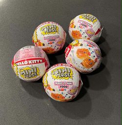 MGA's Miniverse Make It Mini Food Hello Kitty Lot of 5