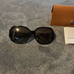 Women’s Tory Burch Sunglasses(Like New)