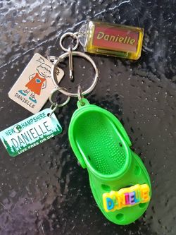 Danielle Key Chain Must pick up in Nashua Price is Firm.