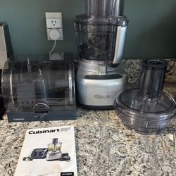 Cuisinart Food Chopper Mixer Shredder And Spiraled